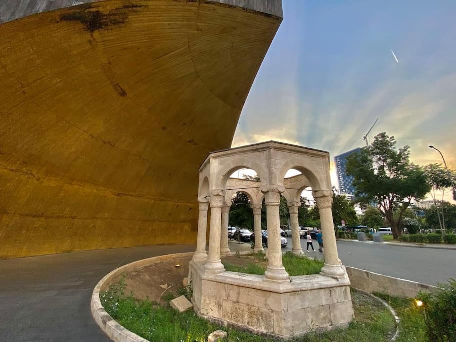 City Centre Big Art'Partment Heart Of The Capital تيرانا المظهر الخارجي الصورة