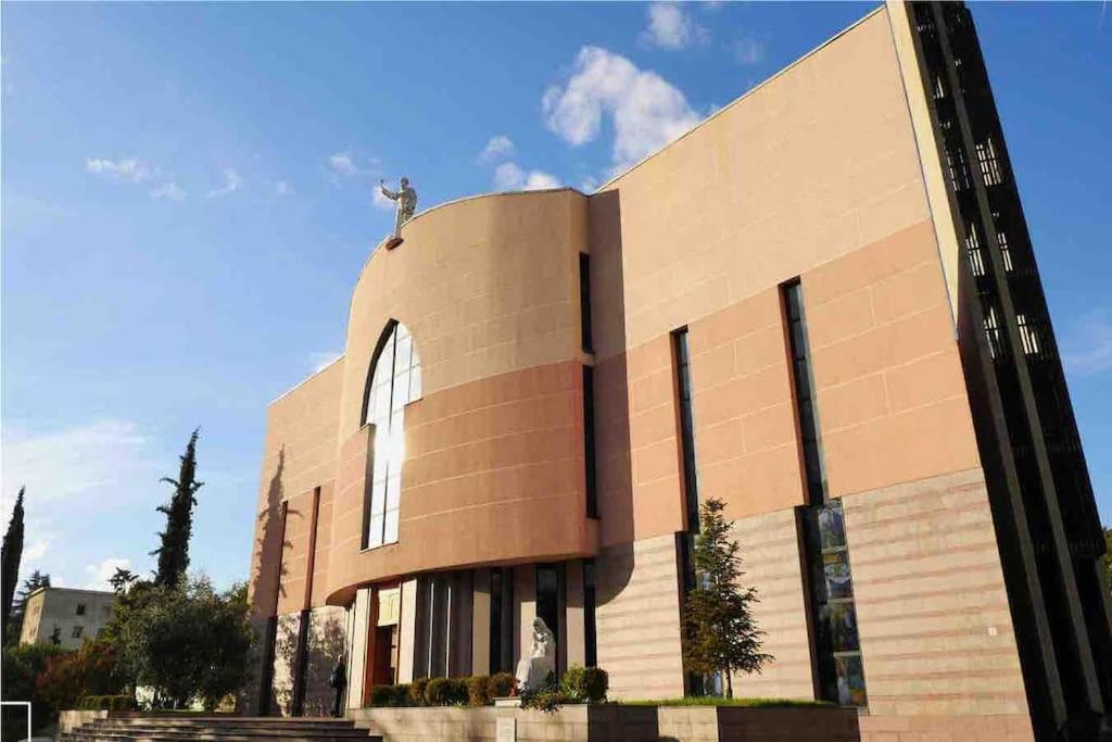 City Centre Big Art'Partment Heart Of The Capital تيرانا المظهر الخارجي الصورة